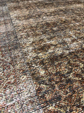 Load image into Gallery viewer, 5' x 7'6" Billie Oriental Tobacco/Rust Area Rug