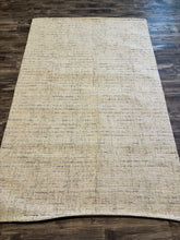 Load image into Gallery viewer, 5' x 8' Esteban Handmade Tufted Wool Indoor Area Rug in Light Grey
