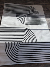 Load image into Gallery viewer, 6'7" x 9' Ayuna Area Rug