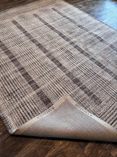 Load image into Gallery viewer, 8' x 10' Metro Hand Tufted Indoor Rug - Safavieh