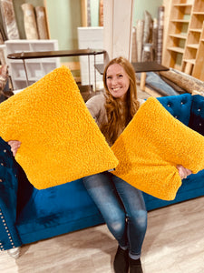 Bello oblong decorative pillows (set of 2), 18" x 18" Mustard