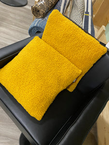 Bello oblong decorative pillows (set of 2), 18" x 18" Mustard