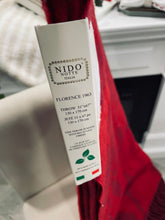 Load image into Gallery viewer, Nido Italia 51 x 67” Throw