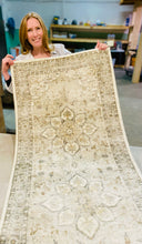 Load image into Gallery viewer, 2&#39;7&#39;&#39; x 7&#39;7&#39;&#39; Noe Machine Woven Oriental Area Rug