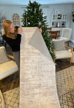 Load image into Gallery viewer, 2'6" x 8' Soft Abstract Non Slip Runner