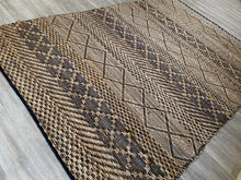 Load image into Gallery viewer, 6&#39; x 9&#39; Hand Woven Jute/Cotton Rug Natural/Black