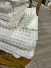 Load image into Gallery viewer, Casaluna™ Waffle Weave Hand Towels (Set of 2)