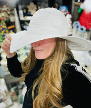 Load image into Gallery viewer, Shade &amp; Shore White Sunhat