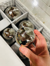 Load image into Gallery viewer, Glitz Glimmer Set of 6 orange Decorative Silver Spheres