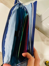 Load image into Gallery viewer, Case-It Mighty Zip Tab 3-inch Zipper Binder