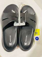 Load image into Gallery viewer, All in Motion Sandals Men’s Size 6