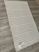 Load image into Gallery viewer, 2&#39;6&quot; x 4&#39;2&quot; In/Outdoor Cotton Tonal Rug Hearth &amp; Hand