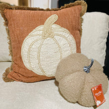 Load image into Gallery viewer, Fall Decorative Pillow Set