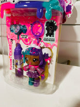 Load image into Gallery viewer, Set of 2 Yummiland Lip Gloss Dolls: Mystery  Color Change - Stephie &amp; Carly