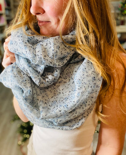 Lili & Maddi Mayflower Infinity Scarf