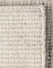 Load image into Gallery viewer, 2&#39;7&quot; x 13’11” Jill Zarin Farmhouse English Manor Wool/Cotton Rug