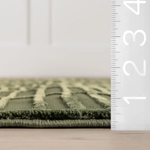 5' x 8' Kailani Geometric Machine Washable Area Rug