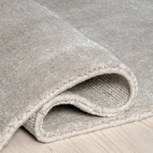 Load image into Gallery viewer, 6&#39; x 9&#39; Lahjar Speckled Wool Blend Area Rug