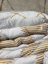 Load image into Gallery viewer, King Size Alina 4 Piece Comforter Set