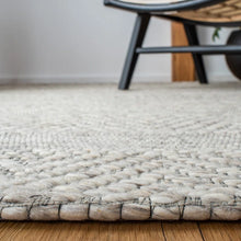 Load image into Gallery viewer, 5&#39; x 8&#39; Stalybridge Geometric Beige/Light Grey Area Rug